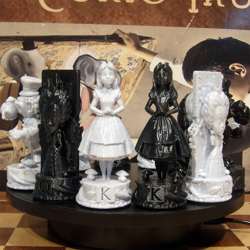 Alice In Wonderland Marble And Ebony Chess Set